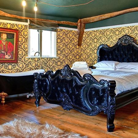 Luxury 9 Bed Manor House Hot Tub Cinema Room Skytv Saffron Walden Buitenkant foto