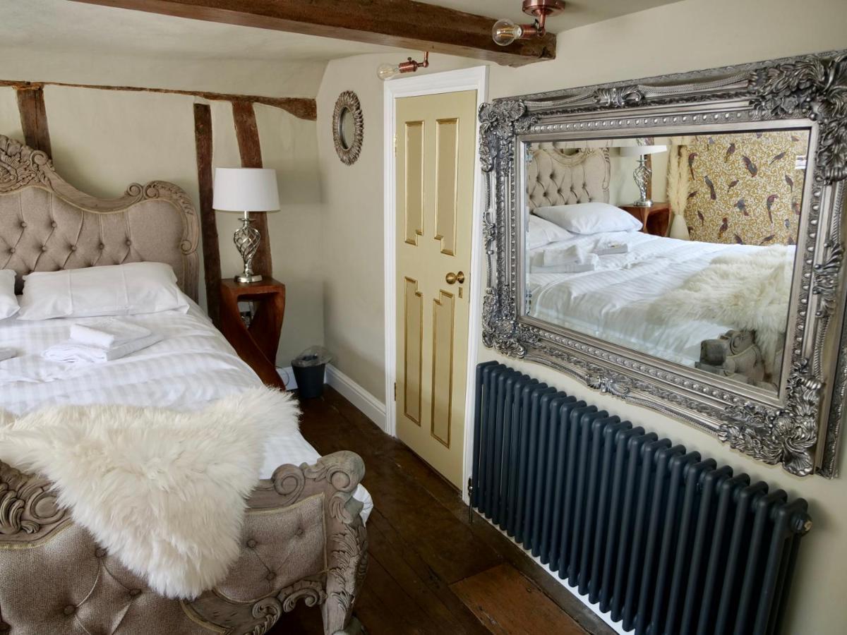 Luxury 9 Bed Manor House Hot Tub Cinema Room Skytv Saffron Walden Buitenkant foto