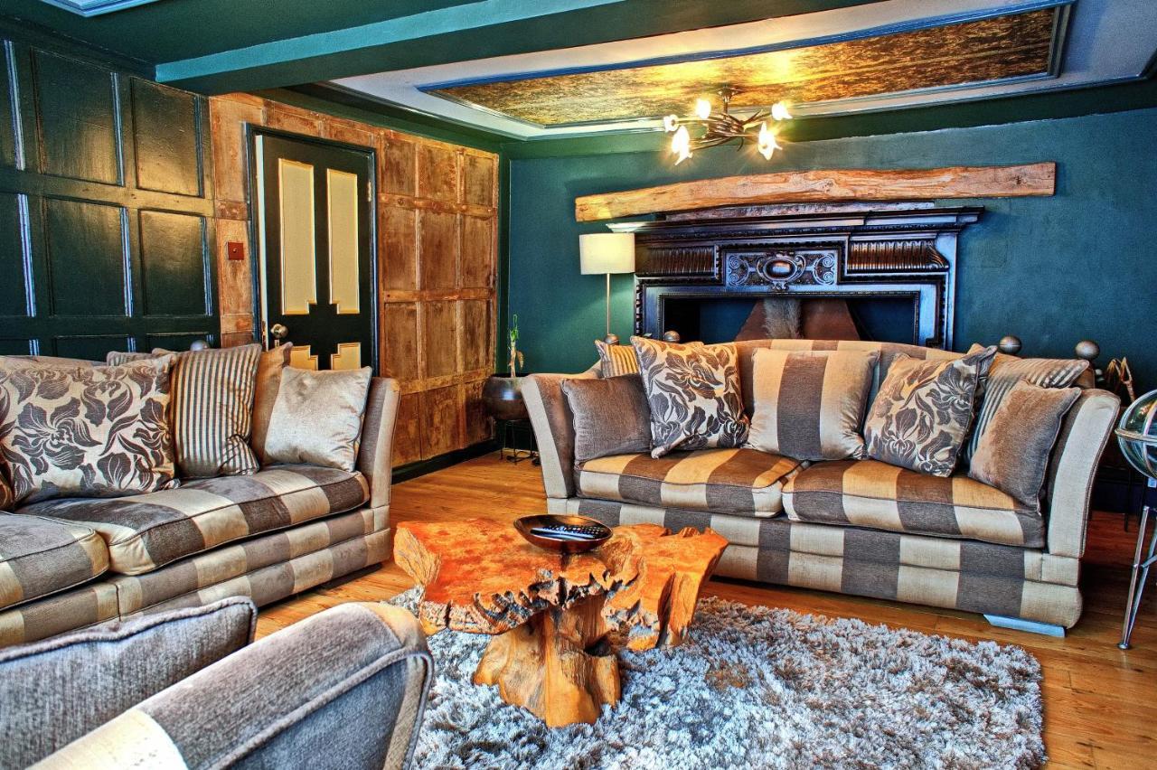 Luxury 9 Bed Manor House Hot Tub Cinema Room Skytv Saffron Walden Buitenkant foto