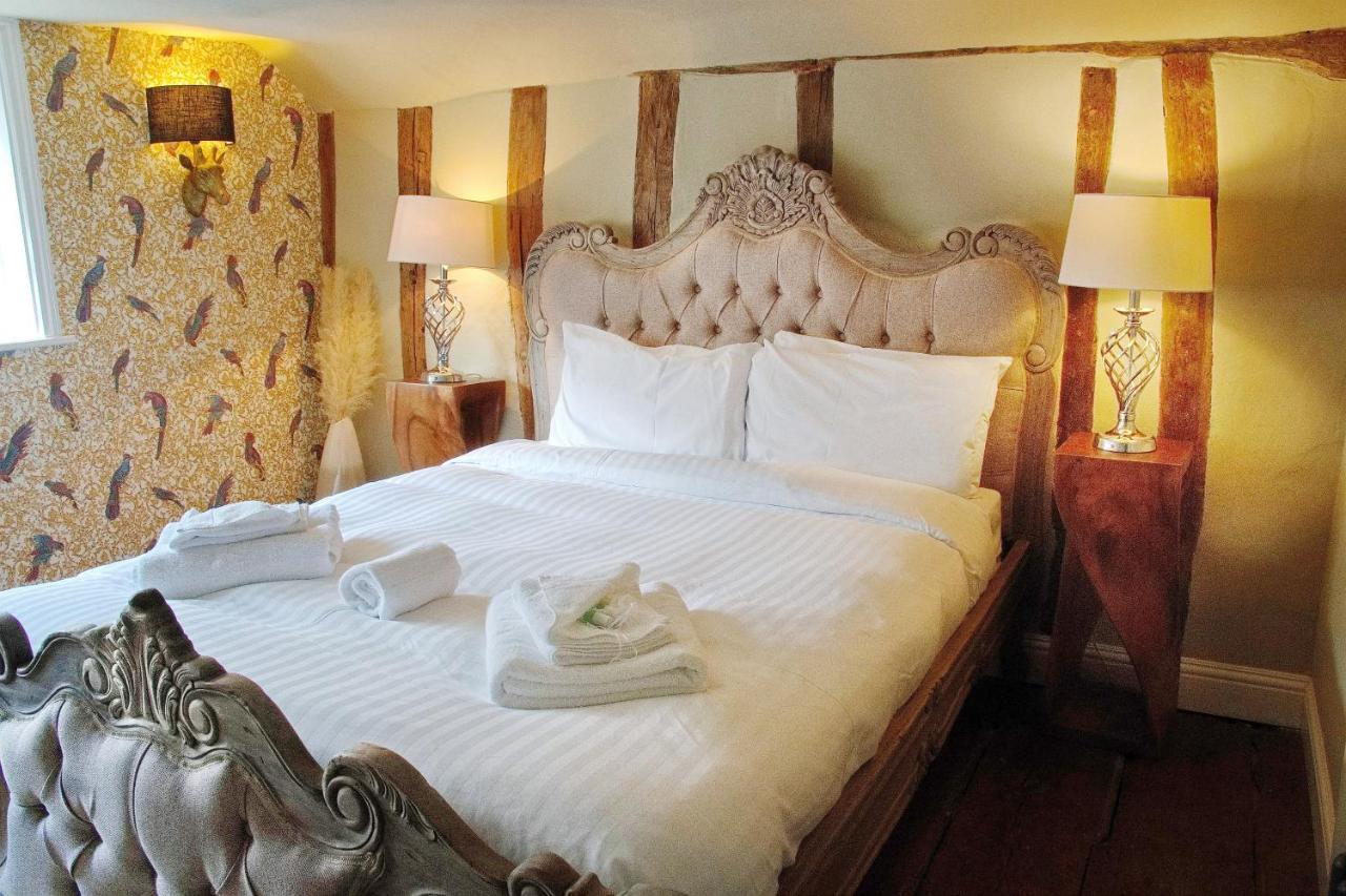 Luxury 9 Bed Manor House Hot Tub Cinema Room Skytv Saffron Walden Buitenkant foto